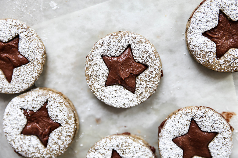 Cappuccino Chocolate Sandwich Cookies | www.floatingkitchen.net