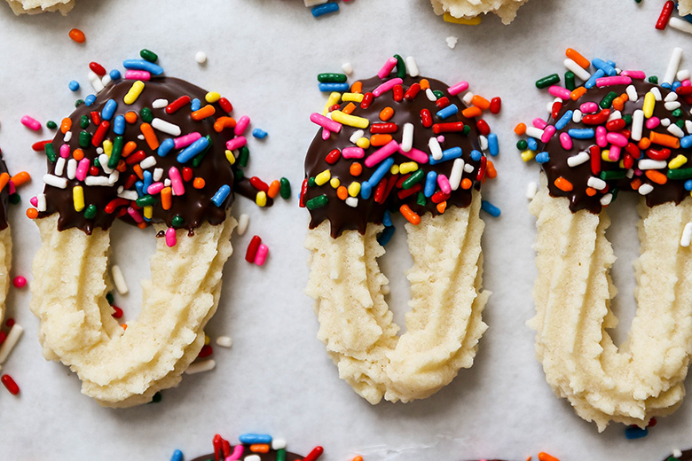 My Favorite Cream Cheese Spritz Cookies | www.floatingkitchen.net