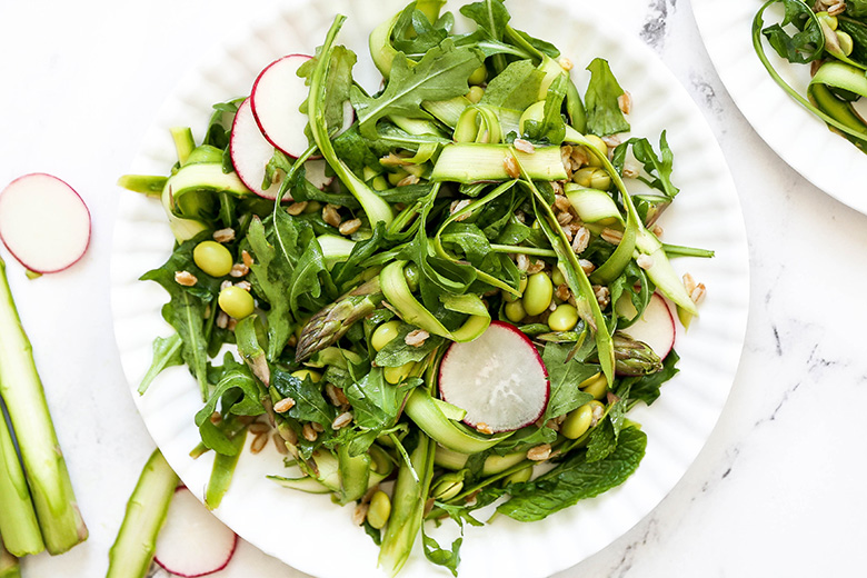 Shaved Asparagus and Arugula Salad with Farro and Edamame | www.floatingkitchen.net