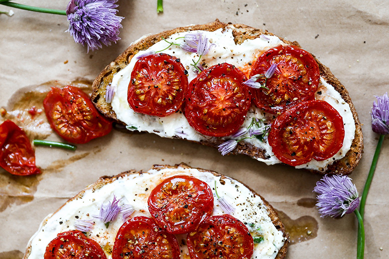 Chive Ricotta Toast with Slow Roasted Tomatoes | www.floatingkitchen.net