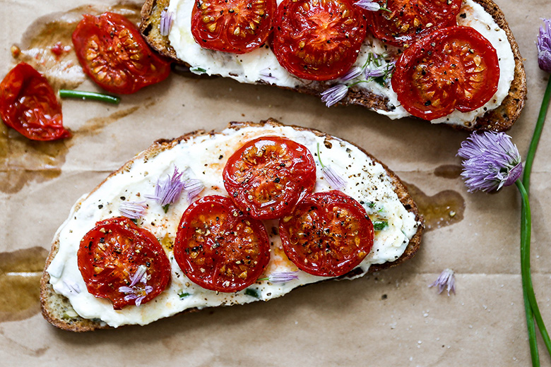 Chive Ricotta Toast with Slow Roasted Tomatoes | www.floatingkitchen.net