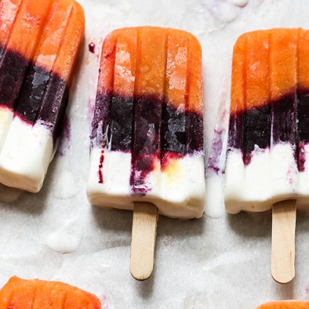 Fresh Peach, Blueberry and Vanilla Layered Popsicles | www.floatingkitchen.net