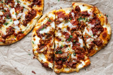 Easy Weeknight Lasagna Naan Pizzas | www.floatingkitchen.net