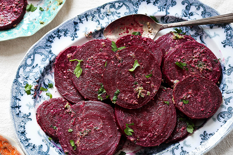 Roasted Beets with Parsley Pesto Vinaigrette | www.floatingkitchen.net