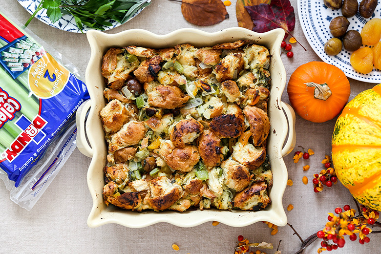 Fennel and Fresh Herb Stuffing with Chestnuts and Apricots | www.floatingkitchen.net