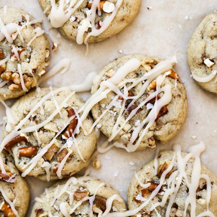 Salted Maple Walnut Pretzel Cookies | www.floatingkitchen.net