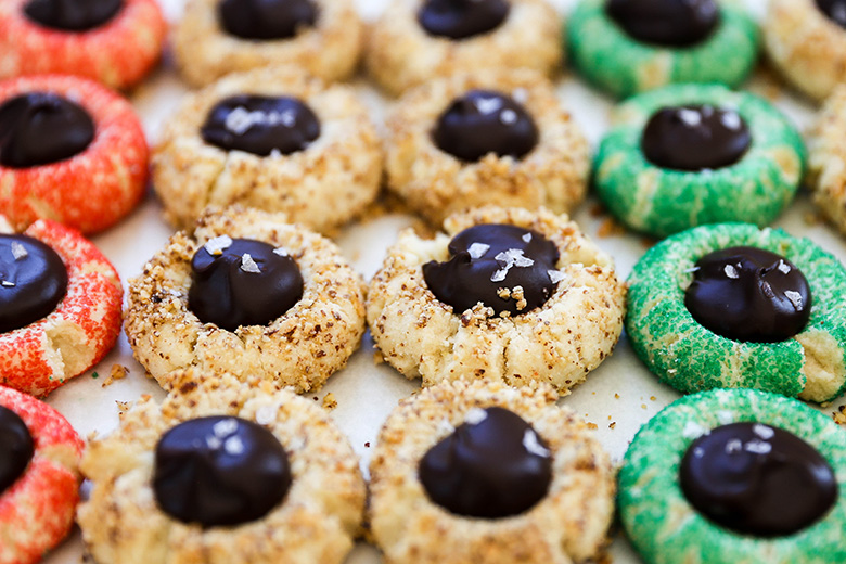 Almond Thumbprint Cookies with Dark Chocolate and Sea Salt | www.floatingkitchen.net