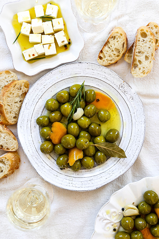 Champagne-Marinated Olives and Feta | www.floatingkitchen.net