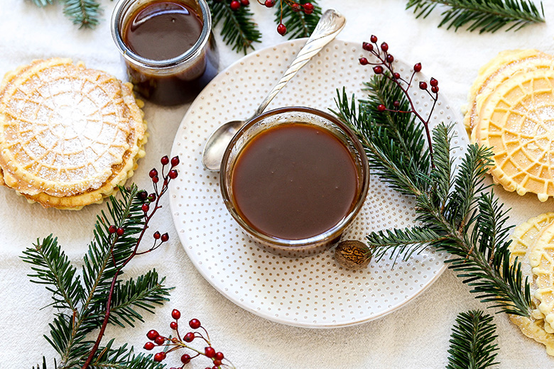 Eggnog Caramel Sauce | www.floatingkitchen.net