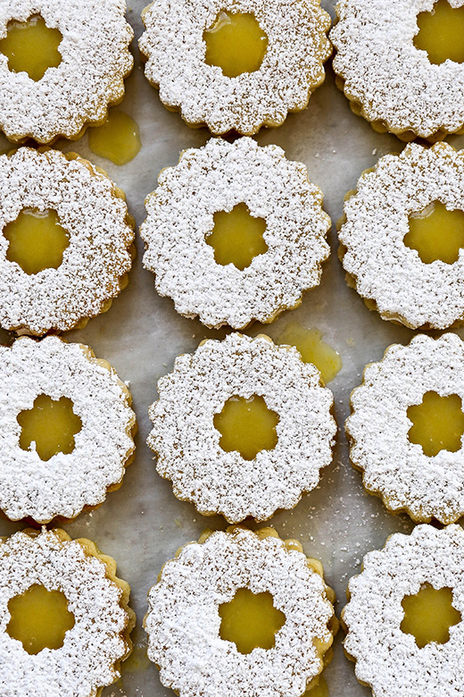 Lemon Curd Linzer Cookies | www.floatingkitchen.net