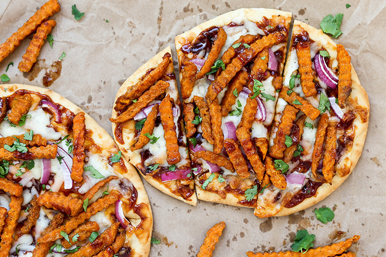 Sweet Potato French Fry Barbecue Naan Pizzas | www.floatingkitchen.net