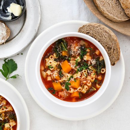 Winter Vegetable Minestrone Soup | www.floatingkitchen.net