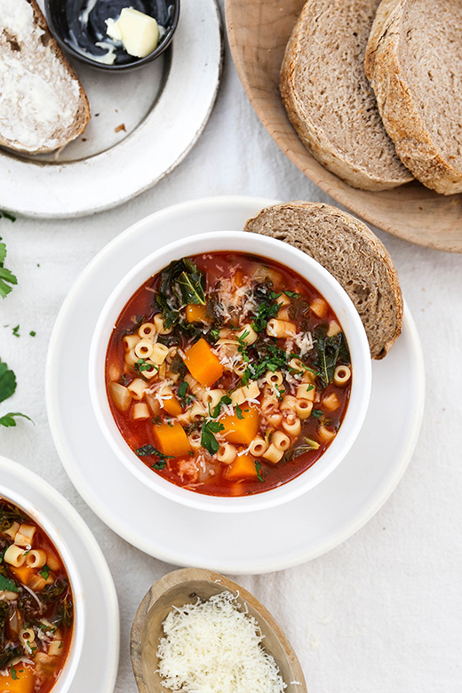 Winter Vegetable Minestrone Soup | www.floatingkitchen.net