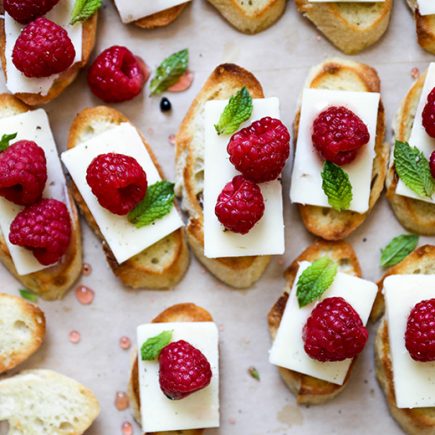 Pickled Raspberry Crostini with Sharp Cheddar and Mint | www.floatingkitchen.net