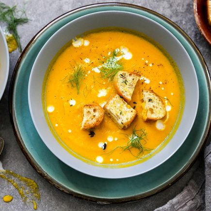 Roasted Carrot and Fennel Soup with Garlic-Thyme Croutons | www.floatingkitchen.net