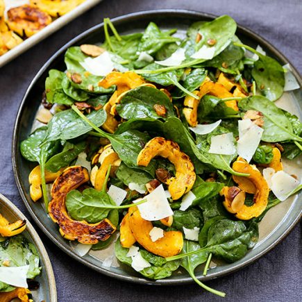 Warm Spinach and Roasted Delicata Squash Salad | www.floatingkitchen.net