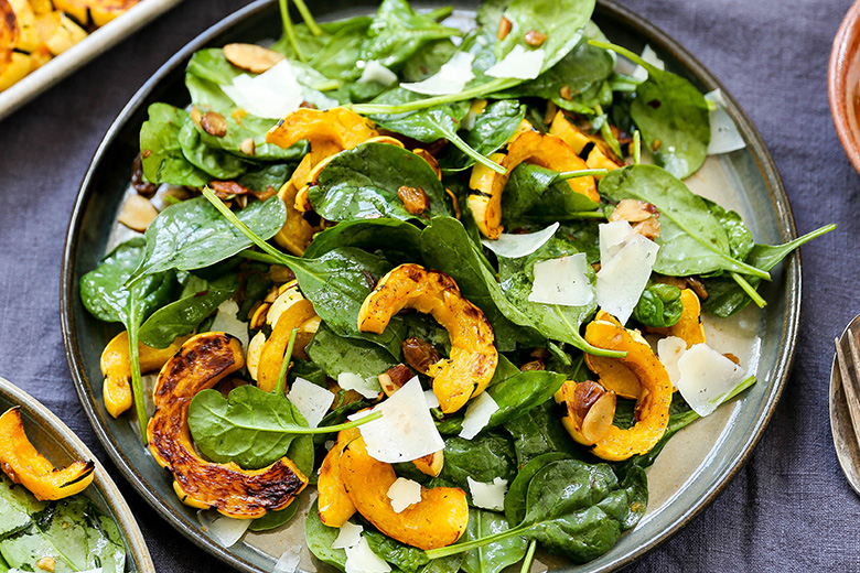 Warm Spinach and Roasted Delicata Squash Salad | www.floatingkitchen.net