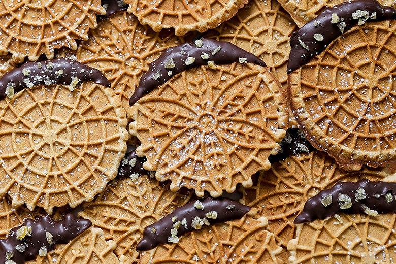 Gingerbread Pizzelles | www.floatingkitchen.net