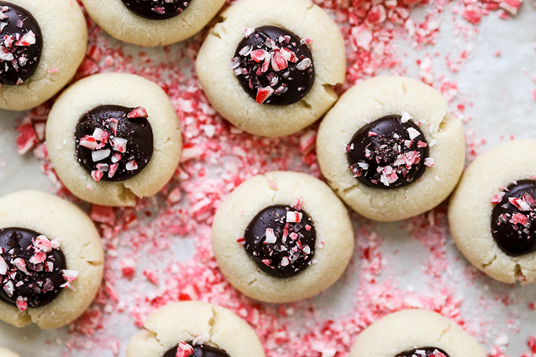 Peppermint Chocolate Thumbprint Cookies | www.floatingkitchen.net