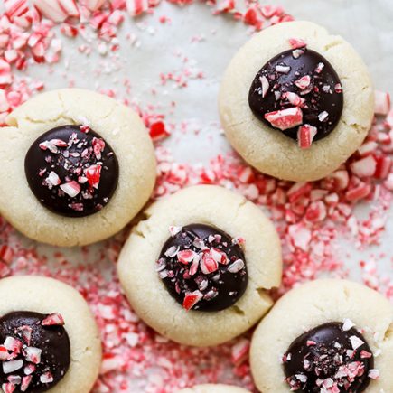 Peppermint Chocolate Thumbprint Cookies | www.floatingkitchen.net