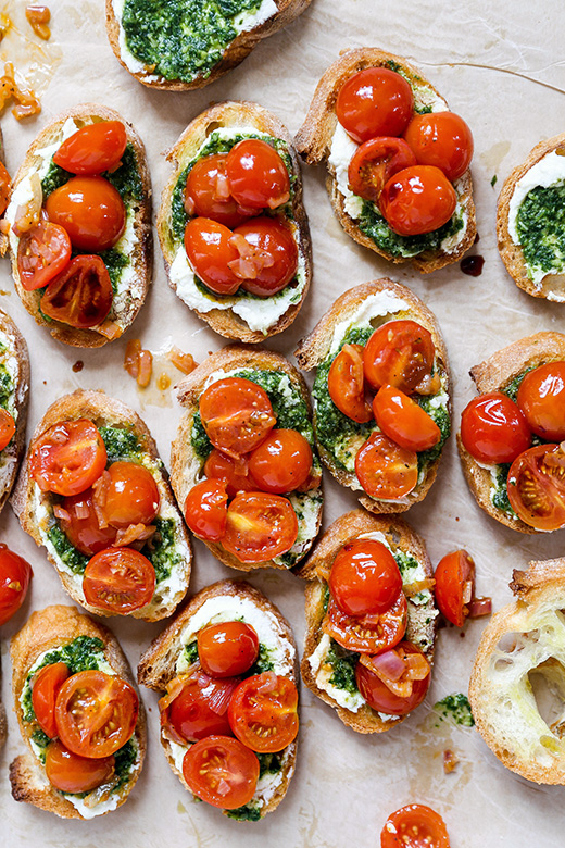 Bruschetta with Ricotta and Basil Pesto | www.floatingkitchen.net