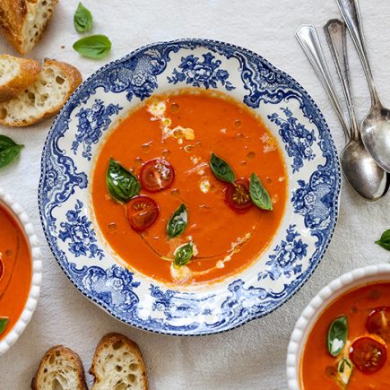 Roasted Tomato and Red Pepper Soup | www.floatingkitchen.net