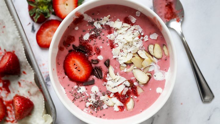 Roasted Strawberry Smoothie Bowls – Floating Kitchen