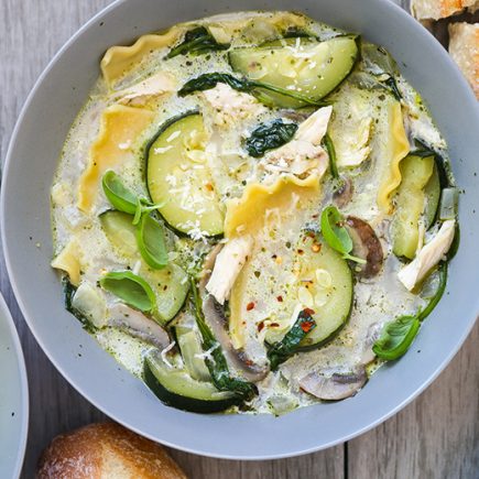 White Pesto Lasagna Soup with Chicken and Vegetables | www.floatingkitchen.net