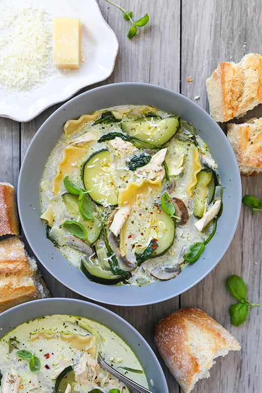 White Pesto Lasagna Soup with Chicken and Vegetables | www.floatingkitchen.net