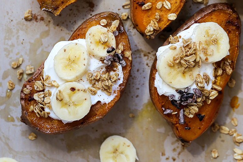 Loaded Breakfast Sweet Potatoes | www.floatingkitchen.net